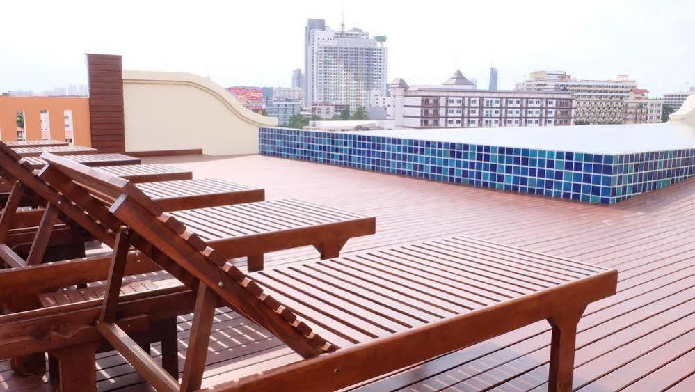D Hotel Pattaya Extérieur photo